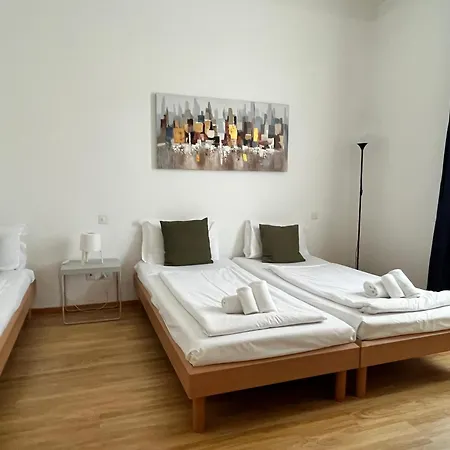 Guesthouse Lugano Center By Lr-2